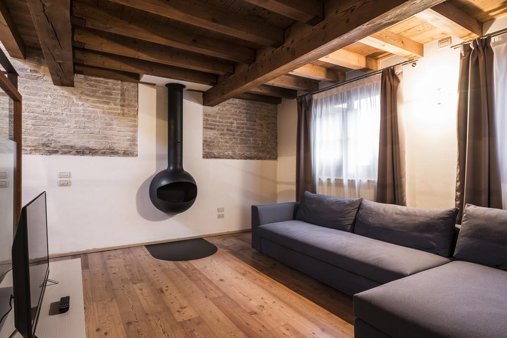 Myplace Sant'Agostino Apartment Trévise Extérieur photo